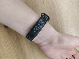 Силіконовий ремінець Nike style для фітнес-браслета Xiaomi Mi Band 3/4 Чорний з блакитним + металева кнопка (MRKQ0102)