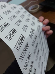 Папір самоклеючий Buromax 1 етикетка, 210*297 мм., на клейовій основі А4, 1 лист (2810) фото від покупців 1