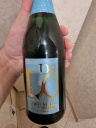 Вино ігристе Dr. Lo Riesling Sparkling Alcohol-Free біле напівсолодке безалкогольне 0.75 л 0% (4022214000238) фото від покупців 1