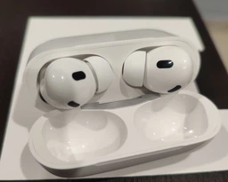 Навушники бездротові з активним шупопоглинанням Air Pro 2nd gen бездротові Bluetooth навушники з магнітним зарядним чохлом MagSafe та бездротовою зарядкою миттєве підключення White Kayfovo AE2GN фото від покупців 18