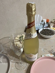 Вино игристое Henkell AlkoholFrei Безалкогольное белое полусладкое 0.75 л 0% (4003310013988) фото от покупателей 3