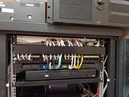Wi-Fi Роутер MikroTik RB4011iGS+RM (4x1.4 GHz/1Gb, 10x1GE, 1xSFP+)