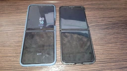 Смартфон Samsung Galaxy Flip 5 (F731) 6.7' 8/512GB, 2SIM, 3700mAh, Gray (SM-F731BZAHSEK) фото від покупців 10
