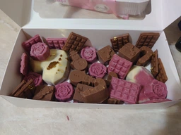 Шоколад бельгийский Callebaut Ruby RB2 молочный шоколад в каллетах 400 г (5410522730357)