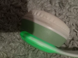 Беспроводные детские Bluetooth наушники с кошачьими ушками и цветной подсветкой Cat VZV-23M (Зеленые) фото от покупателей 1