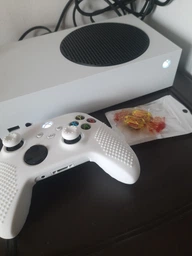 Силіконовий чохол Honson для джойстика Xbox Series X/S білий фото від покупців 6