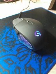 Ігрова USB миша Logitech G302 чорного кольору з підсвічуванням і високою точністю фото від покупців 1
