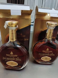 Коньяк Шустов Золотой Дюк 35 0.7 л 40% в подарочной упаковке (4820000947756) фото от покупателей 19