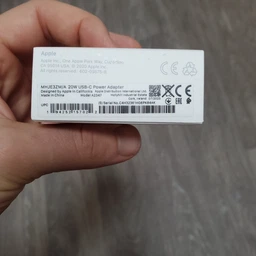 Сетевое зарядное устройство Apple 20W USB-C Power Adapter White (MHJE3ZM/A) фото от покупателей 7