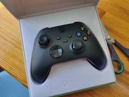 Беспроводной геймпад Microsoft Xbox Wireless Controller + USB Type-C кабель (1V8-00002) фото от покупателей 9