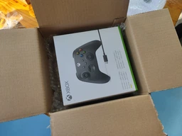 Беспроводной геймпад Microsoft Xbox Wireless Controller + USB Type-C кабель (1V8-00002) фото от покупателей 7