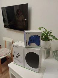 Набір Консоль Microsoft Xbox Series S 512GB White + Геймпад Microsoft Xbox Series Shock Blue