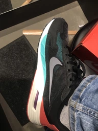 Мужские кроссовки Nike Air Max Solo DX3666-003 42 Белый/Серый (196607813119) фото от покупателей 1