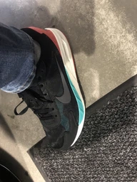 Мужские кроссовки Nike Air Max Solo DX3666-003 42 Белый/Серый (196607813119)