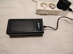 УМБ Power Bank на сонячній батареї Extralink EPB-093 30000mAh фото від покупців 3