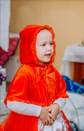 Карнавальний костюм Purpurino Червона шапочка 122-128 см (1676)