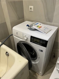 Стиральная машина узкая Electrolux EW6S326SUI фото от покупателей 9