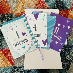 Карточки для фото малышей по месяцам "Baby cards" на УКРАИНСКОМ, фіолетові, набор двухсторонних открыток 12 шт фото от покупателей 1