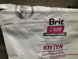 Сухой корм для котят Brit Care Cat GF Kitten Growth & Developmen с курицей и индейкой 2 кг фото от покупателей 3