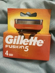 Змінні касети (катриджі) Gillette Fusion 4 шт. фото от покупателей 8