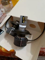 Автолампы Philips Ultinon Pro3022 H4 LED 6000K 12V 24V 2 шт. (11342U3022X2) фото от покупателей 9