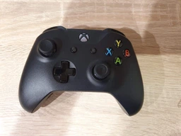 Чехол силиконовый для геймпада Xbox One - Graffity F