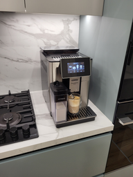 Кавомашина DELONGHI PrimaDonna Soul ECAM610.74.MB + подарунок кава у зернах Mi Familia De Lux Blend Gusto Forte 1 кг фото від покупців 2