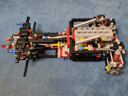 Конструктор LEGO Technic Ferrari Daytona SP3 3778 деталей (42143) фото от покупателей 5