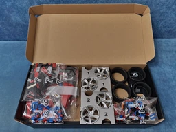 Конструктор LEGO Technic Ferrari Daytona SP3 3778 деталей (42143) фото от покупателей 16