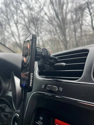 Автодержатель для телефона с беспроводной зарядкой MagSafe Promate LucidMount-15 W Black (lucidmount-15.black) фото от покупателей 5