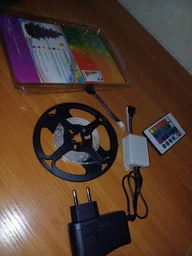 Светодиодная лента влагозащищенная LED 3528 RGB 12v с контроллером+Пульт +блок питания 5м фото от покупателей 4