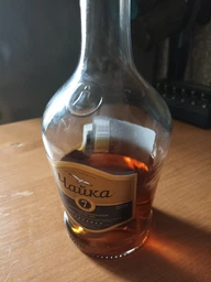 Коньяк Одесский Коньячный Завод Чайка 7 лет выдержки 0.5 л 40% (4820000945721)