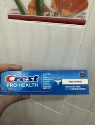 Зубна паста відбілююча Crest Pro Health Whitening 121 г для відбілювання від карієсу з відбіленням американська паста крест фото від покупців 3