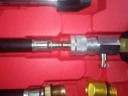 Компресометр INTERTOOL для бензинових двигунів, до 20 Бар (41094) фото від покупців 3