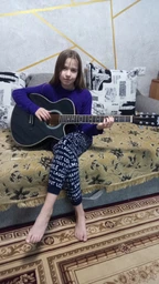 Гітара акустична Caravan Music HS-4020 SB (перламутрова окантовка) фото від покупців 2
