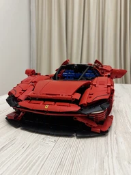 Конструктор LEGO Technic Ferrari Daytona SP3 3778 деталей (42143) фото от покупателей 9