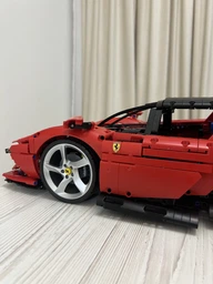 Конструктор LEGO Technic Ferrari Daytona SP3 3778 деталей (42143) фото от покупателей 2