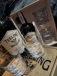 Виски Teeling Small Batch 0.7 л 46% + 2 бокала в металлической коробке (5391523276719) фото от покупателей 7