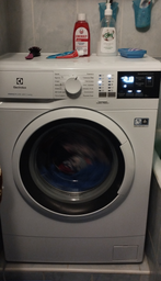 Стиральная машина узкая Electrolux EW6S404WU фото от покупателей 13
