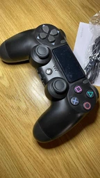 Беспроводной джойстик-геймпад DualShock для PS 4 и ПК встроенный монодинамик поддержка вибрации фото от покупателей 3