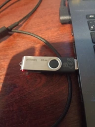 Флеш память USB Goodram UTS3 32GB USB 3.2 Gen1 Black/Silver (UTS3-0320K0R11) фото от покупателей 11
