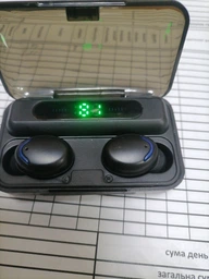 Бездротові сенсорні навушники із вбудованим Power Bank у кейсі зарядки TWS F9-5 Чорний фото від покупців 2