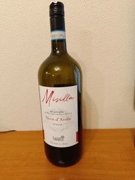 Вино Misilla Nero D'Avola Sicilia DOC красное сухое 1.5 л 13% (8017437003889) фото от покупателей 4