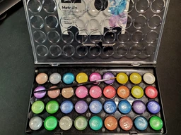 Набор акварельных красок с перламутром MONT MARTE Signature Metallic Watercolor Set 36 цветов+1 кисть фото от покупателей 4