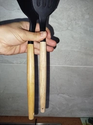 Набор кухонных принадлежностей из силикона и дерева 12 предметов Kitchen Set с подставкой фото от покупателей 8