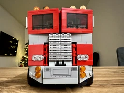 Конструктор LEGO Icons Оптимус Прайм 1508 деталей (10302) фото от покупателей 3