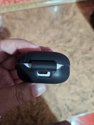 Силиконовый чехол Nik с карабином для Samsung Galaxy Buds 2 белый фото от покупателей 1
