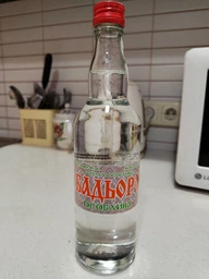 Водка особенная Бадьора 0.5 л 40% (4820217900322)