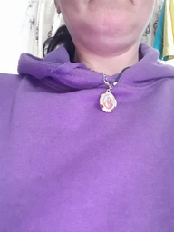 Ладанка Xuping Jewelry овальна діва Марія з камінням кольорова 2.7 см золотиста