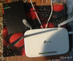 Міні UPS F&A DC1018P - універсальне джерело безперебійного живлення для комп'ютерних пристроїв фото від покупців 19